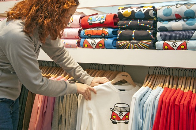Ontdek de wereld van tops, t-shirts en shirts: trends, tips en favorieten